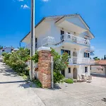 Apartment Ava