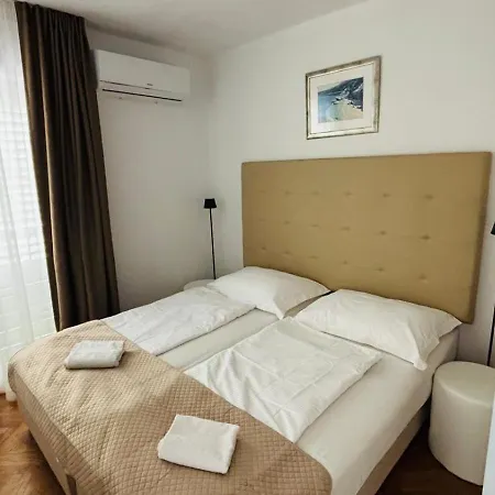 Apartment Ava Omišalj