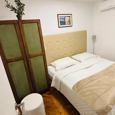 Ava Apartment Omišalj