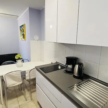 Ava Apartment *