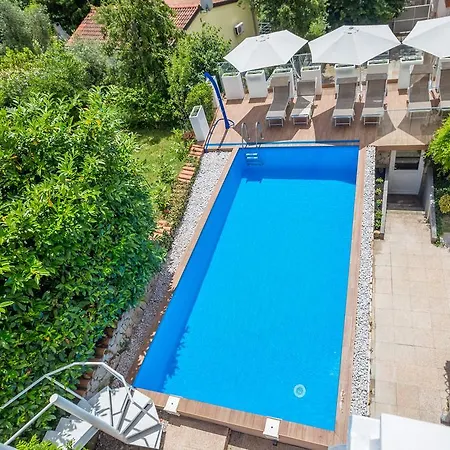 Appartement Ava Omišalj