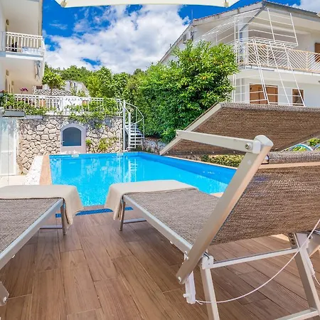 Ava Appartement Omišalj